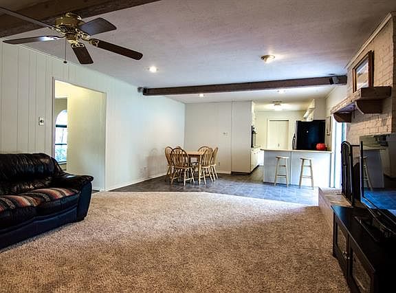 3rd image of 3612 Harber Dr