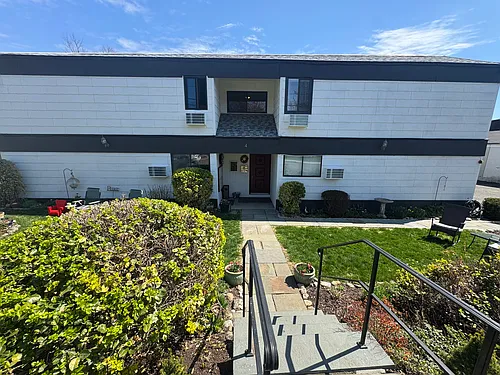 4 Glenwood Ave #B7 Photo 1