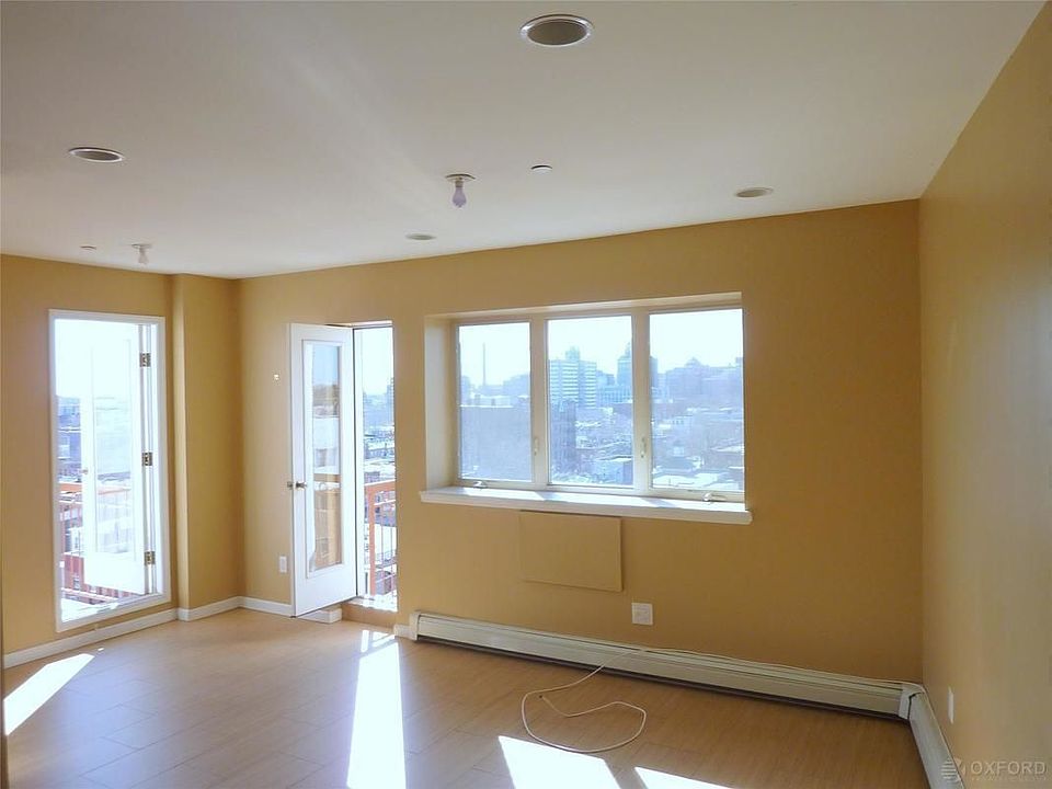 1st image of 379 Lefferts Ave #8L