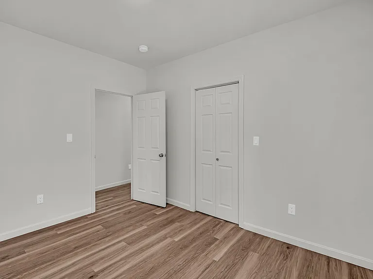 12 Alpine St #3 — Photo 20