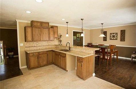 3rd image of 13251 Park Hills Dr