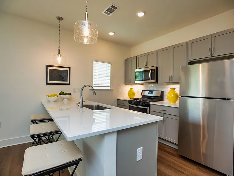 4260 Brevard Blvd — Photo 13