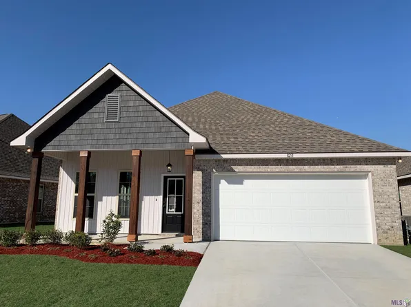 8231 Treeline Dr, Gonzales, LA 70737
