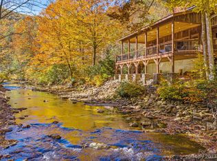 19 Riverwood Dr, Burnsville, NC 28714