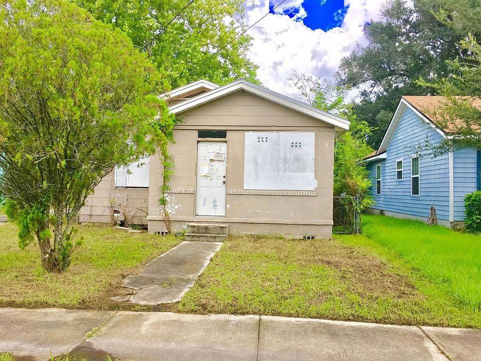 1st image of 1487 W 20th St