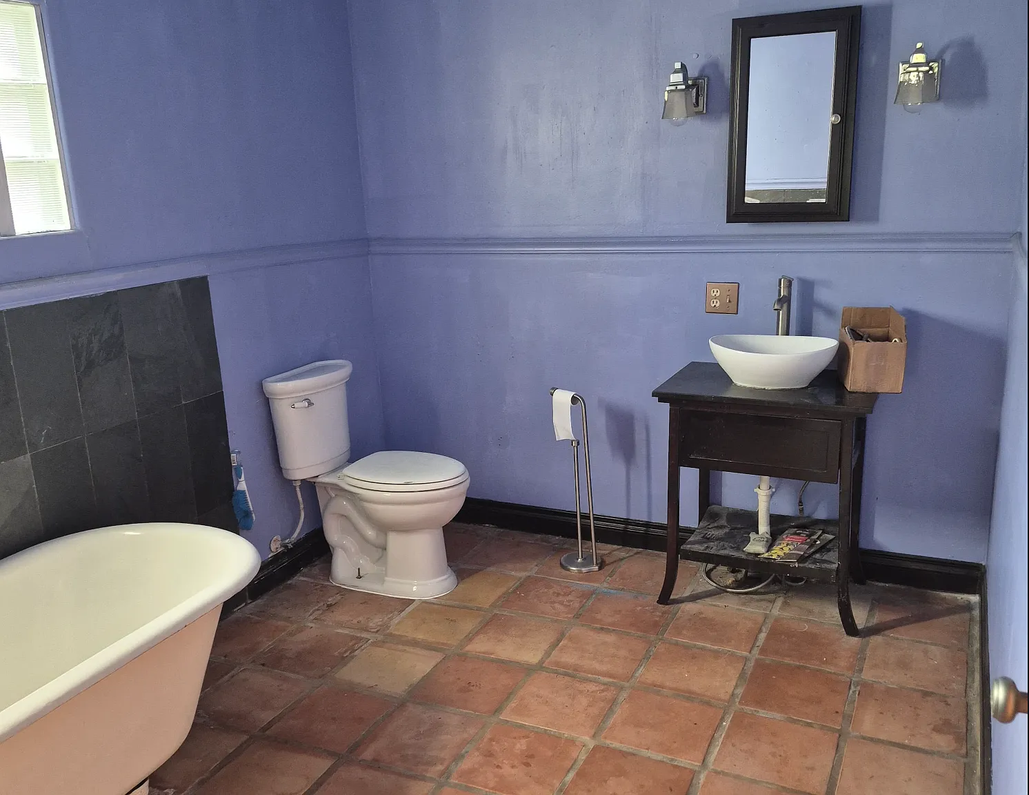 1 bed, 300 sqft, $1,200 — Photo 3
