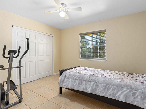 5th image of 10150 E Avenue S