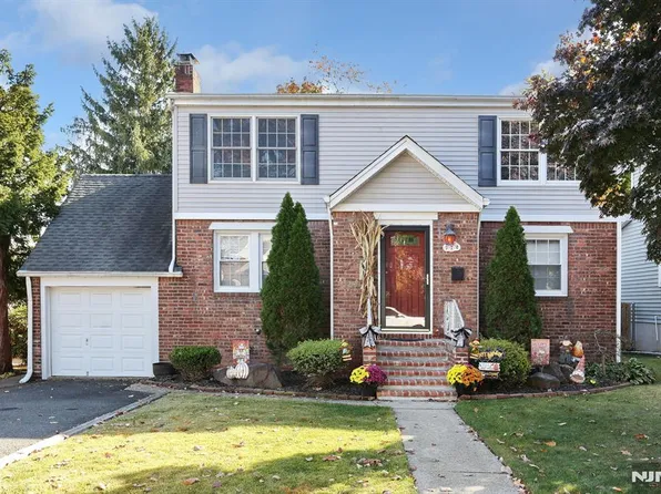 764 Oak Ave, Maywood, NJ 07607