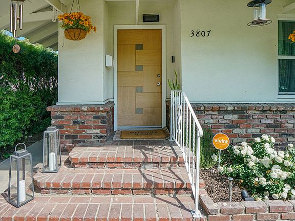 3rd image of 3807 W Clark Ave