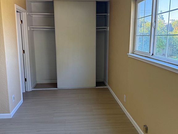 5th image of 2537 Northwood Dr