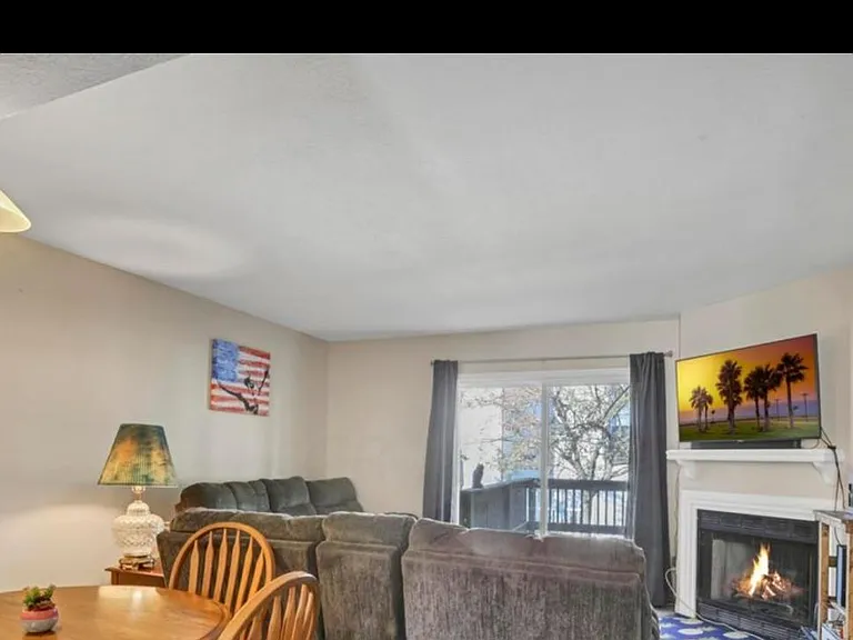 189 Hawkins Ln #F — Photo 39