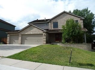680 Robinglen Ct, Colorado Springs, CO 80906