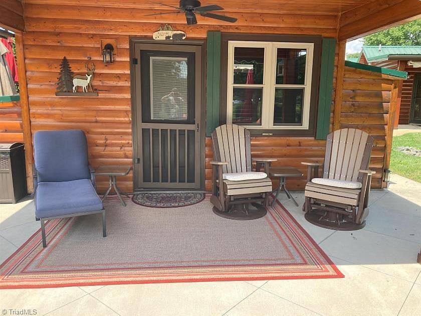 1st image of 2524 Edmonds Rd #17