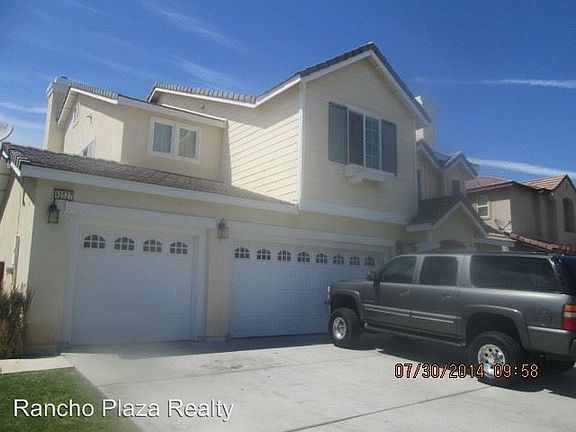 4th image of 42527 Sherry Ln