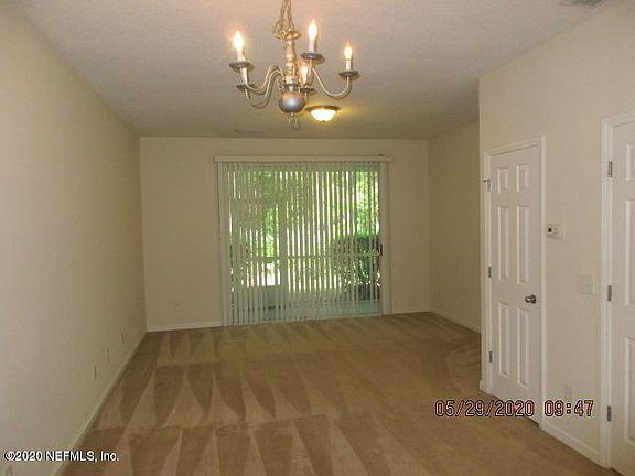 4th image of 3612 Summerlin Ln N