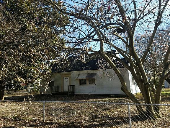2nd image of 2967 Brentwood Cir