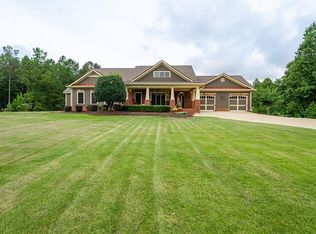 399 Evecliff Dr, Dallas, GA 30132