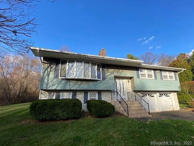 1st image of 54 Sky Hill Dr
