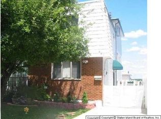 387 Leverett Ave, Staten Island, NY 10308