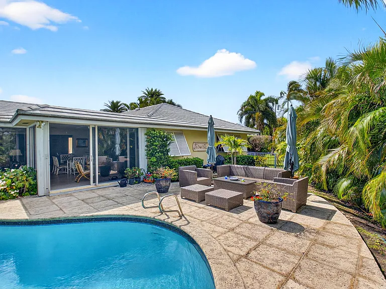 30 Spanish River Dr — Photo 49