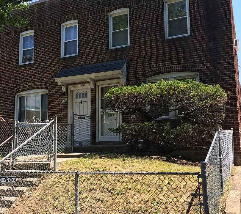 1st image of 3311 Clay Pl NE