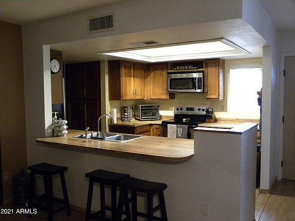 2nd image of 13034 N 39th Ave