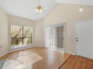 10164 Oakberry St, Houston, TX 77042