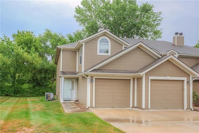1st image of 6027 NE Moonstone Dr #17-D