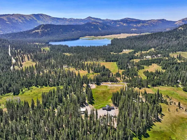 804 Fibreboard Rd, Sierraville, CA 96126