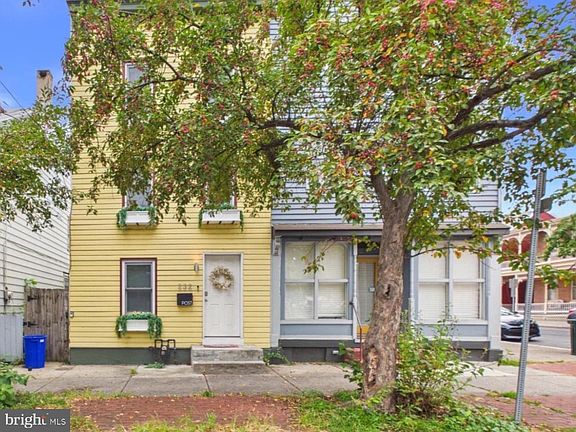 2nd image of 232 Verbeke St