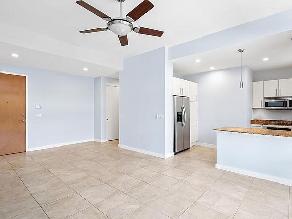 5th image of 335 SE 6th Ave APT 209