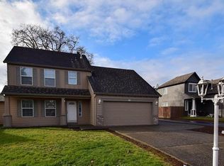 421 N 2nd St, Saint Helens, OR 97051