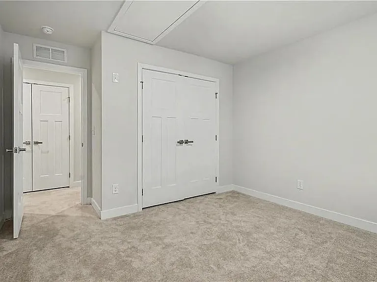 136 Salt Lake Ln — Photo 22