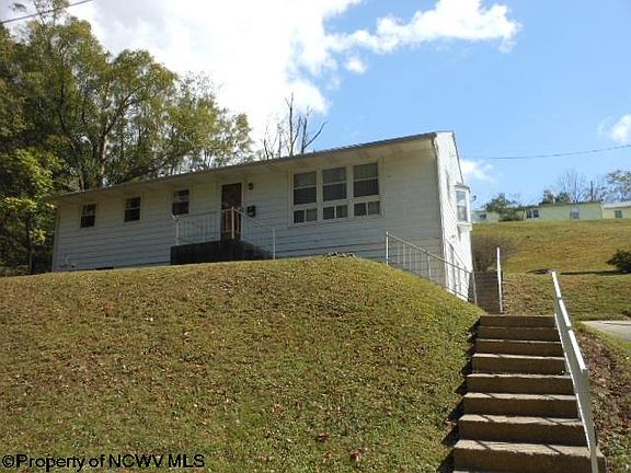 2nd image of 220 McGary Ave