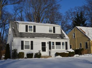 174 Russell Rd, Fanwood, NJ 07023