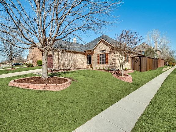 2nd image of 1941 Silver Leaf Dr