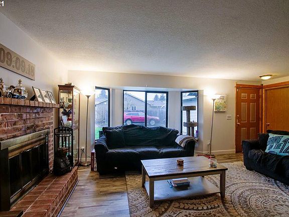 5th image of 7505 NE 126th Ct