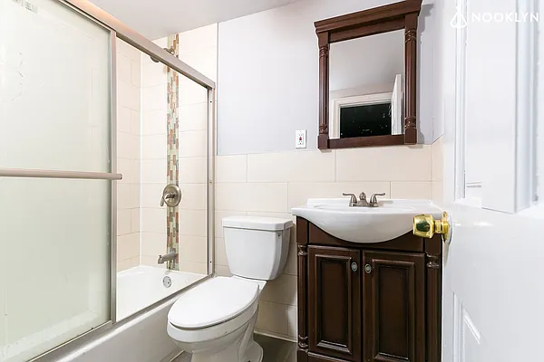 Rented by Nooklyn NYC LLC | media 34