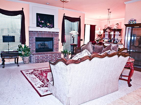 5th image of 16112 Scissortail Dr