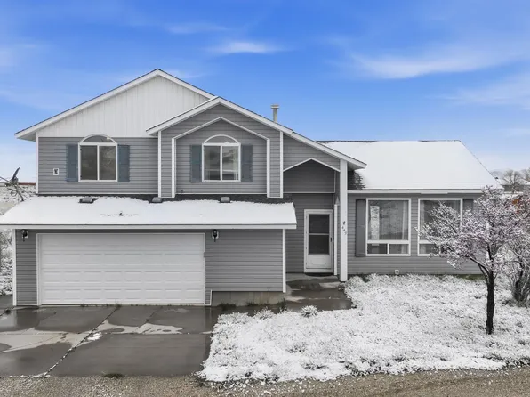 443 Blakeland Dr, Spring Creek, NV 89815