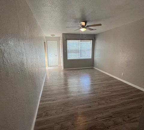5th image of 5910 NW Briarwood Dr