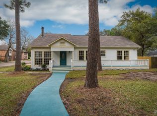 316 W Lang St, Alvin, TX 77511