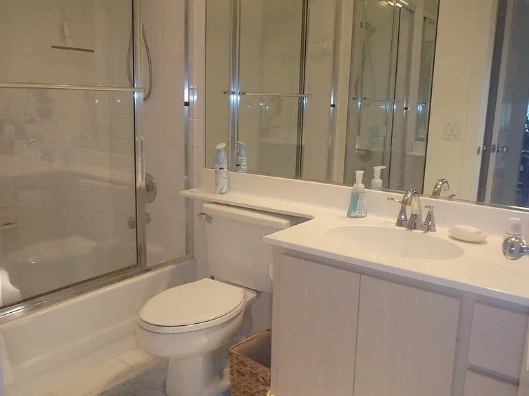 1880 SW Springfield Ct — Photo 12