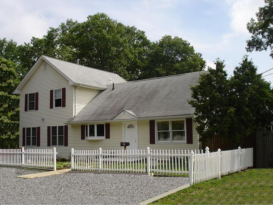 1st image of 9 Harding Dr