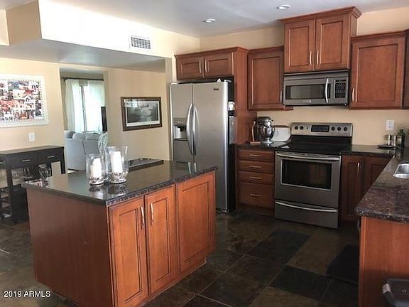 5th image of 785 Val Verde Cir E