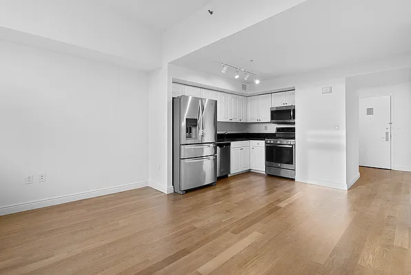 Rented by Mirador Real Estate | media 3