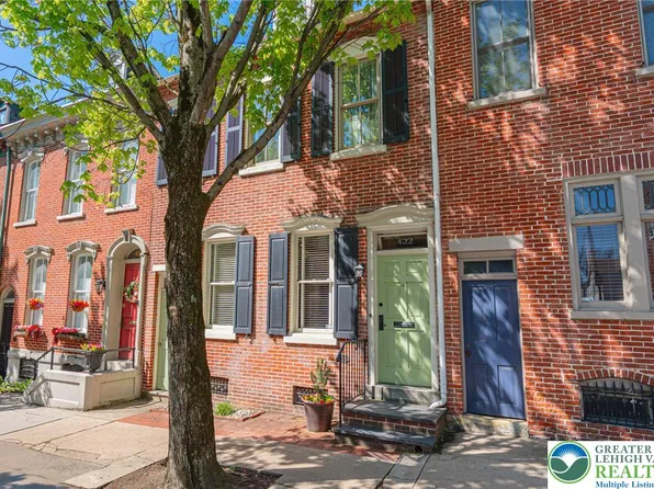 422 N 8th St, Allentown, PA 18102