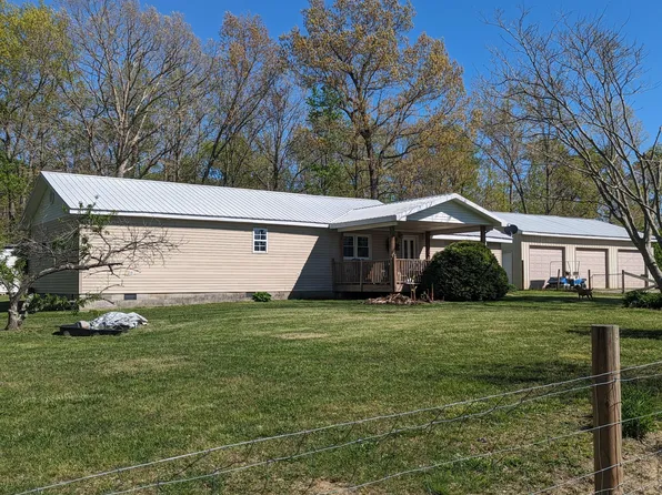 1122 Begley Rd S, McKee, KY 40447