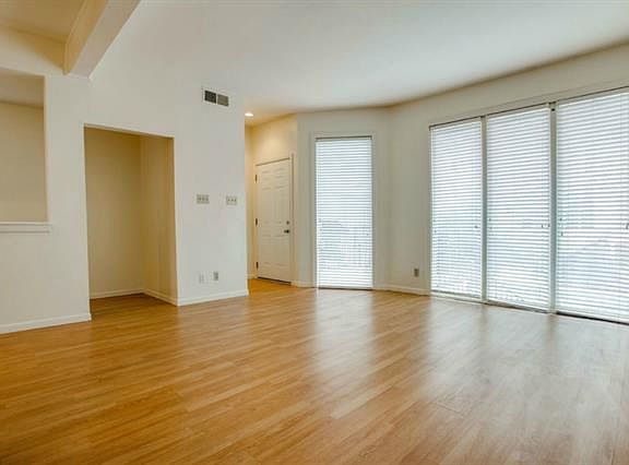 5th image of 8522 Park Ln #24