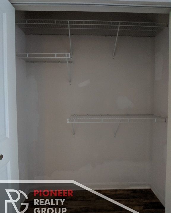 1st image of 2834 W Palmer St #2834101